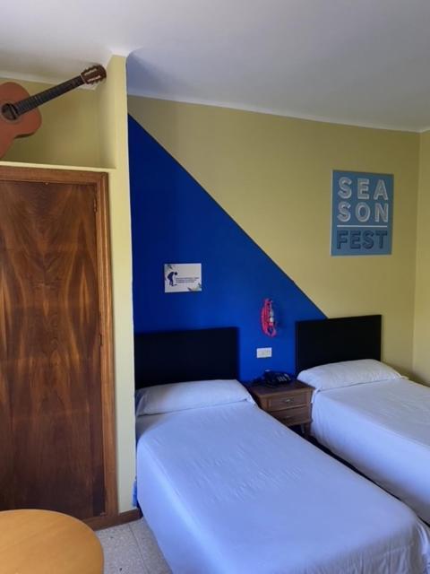 Hotel Bayona ไบโยนา ภายนอก รูปภาพ
