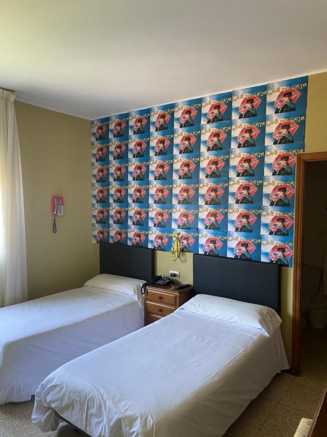Hotel Bayona ไบโยนา ภายนอก รูปภาพ