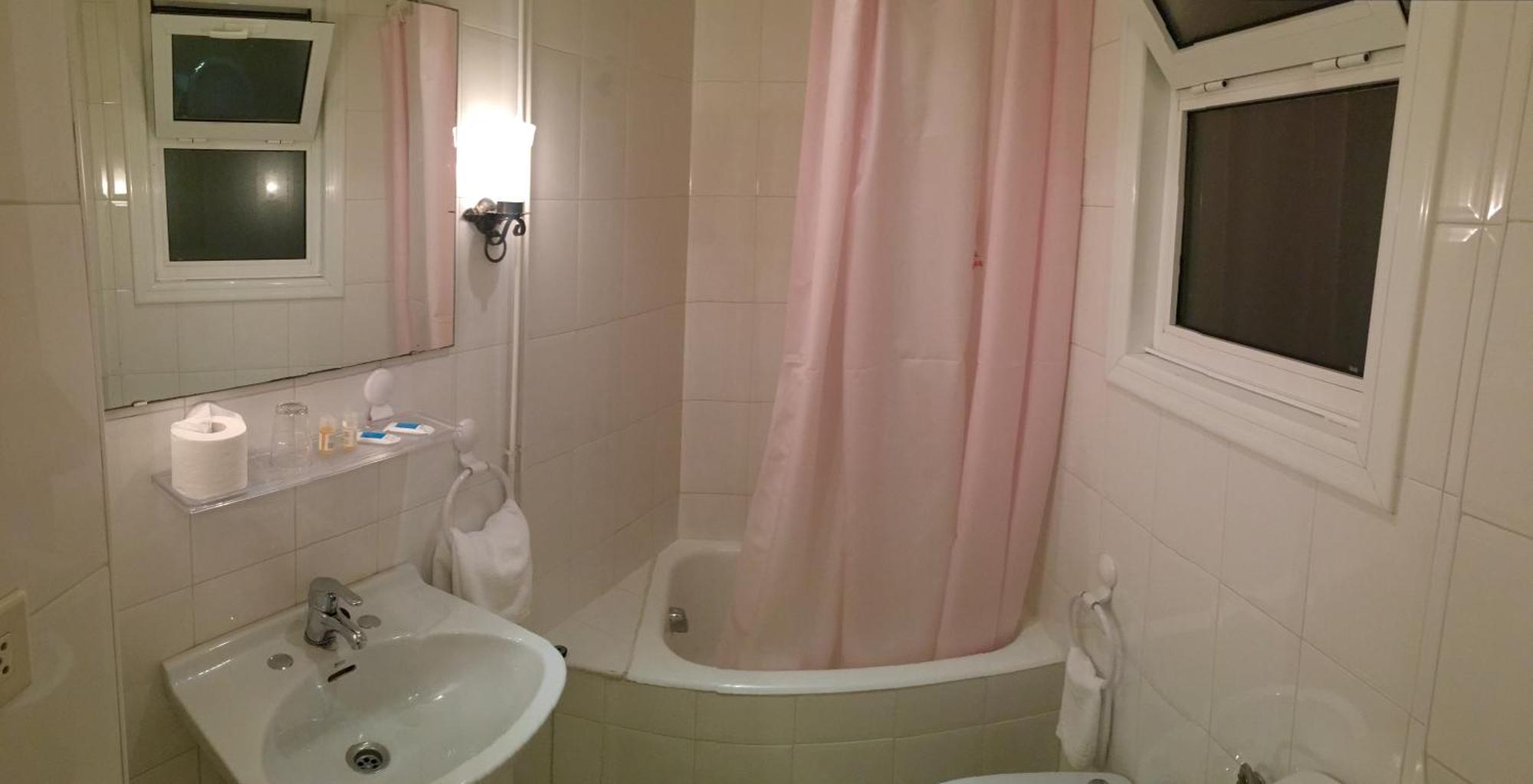 Hotel Bayona ไบโยนา ห้อง รูปภาพ